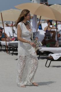 Rita Rusic feet photo thumbnail