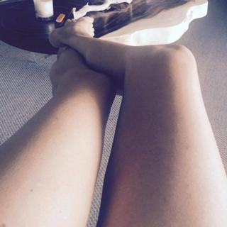 Rita Rusic feet photo thumbnail