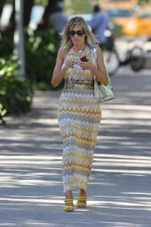 Rita Rusic feet photo thumbnail