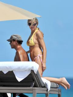 Rita Rusic feet photo thumbnail