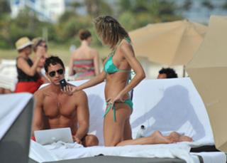 Rita Rusic feet photo thumbnail