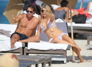 Rita Rusic feet photo thumbnail