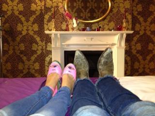 Rita Simons feet photo thumbnail