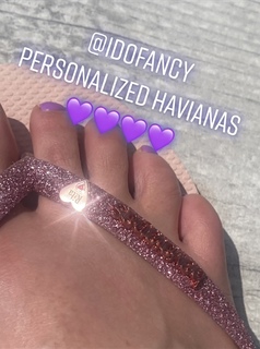 Rita Simons feet photo thumbnail