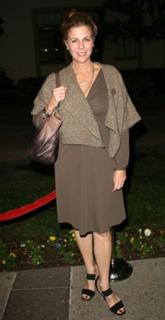 Rita Wilson feet photo thumbnail