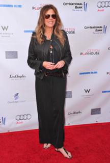 Rita Wilson feet photo thumbnail