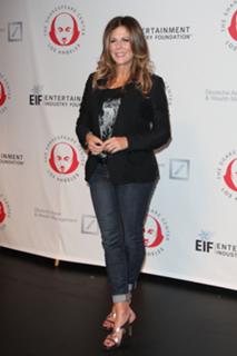 Rita Wilson feet photo thumbnail