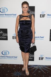 Rita Wilson feet photo thumbnail