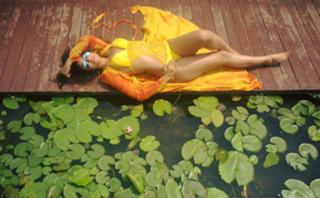 Ritabhari Chakraborty feet photo 1