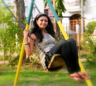 Ritabhari Chakraborty feet photo 7