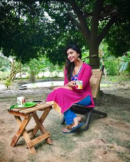 Ritabhari Chakraborty feet photo 6