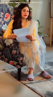 Ritabhari Chakraborty feet photo 19