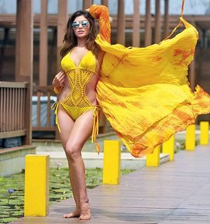 Ritabhari Chakraborty feet photo 6