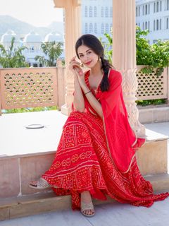 Ritika Badiani feet photo 7