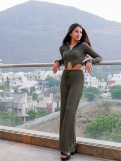 Ritika Badiani feet photo 1