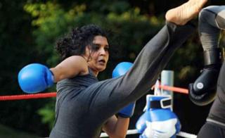 Ritika Singh feet photo 1