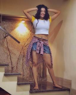 Ritika Singh feet photo 15