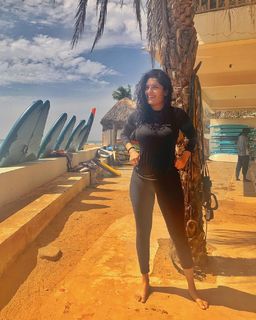 Ritika Singh feet photo 13