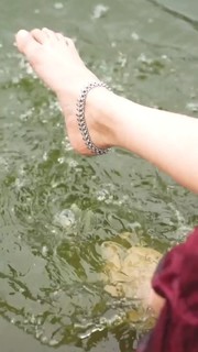 Ritika Singh feet photo 3