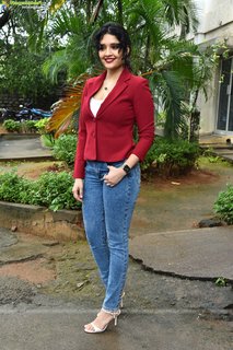 Ritika Singh feet photo 20