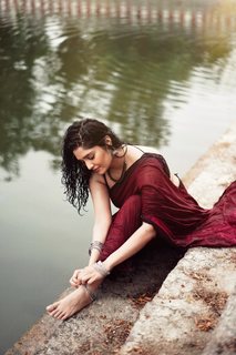 Ritika Singh feet photo 5
