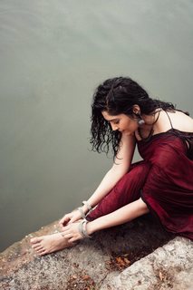 Ritika Singh feet photo 3