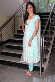 Ritu Varma feet photo 5