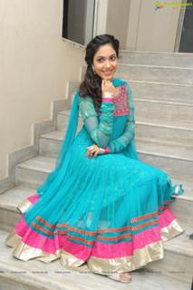 Ritu Varma feet photo 10