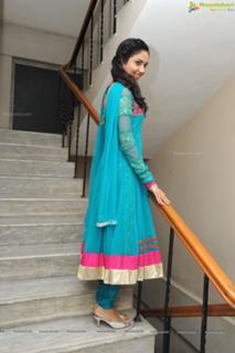 Ritu Varma feet photo 9