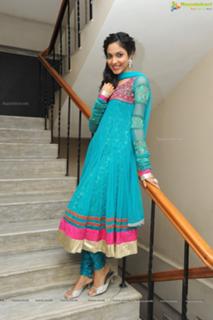 Ritu Varma feet photo 8
