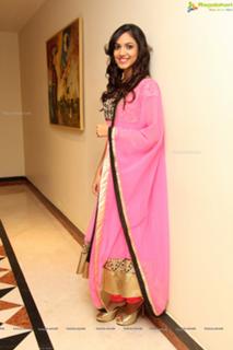 Ritu Varma feet photo 16
