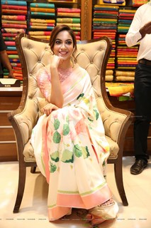 Ritu Varma feet photo 16