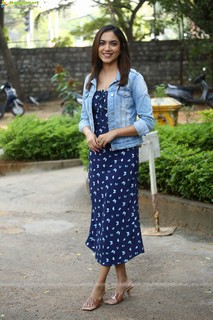 Ritu Varma feet photo 6