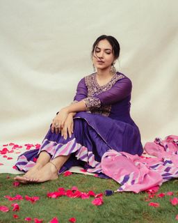 Ritu Varma feet photo 15