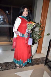 Rituparna Sengupta feet photo 15