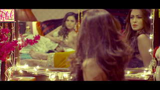 Riya Sen feet photo thumbnail