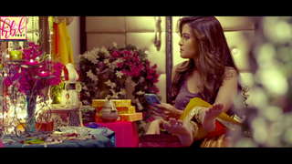 Riya Sen feet photo thumbnail