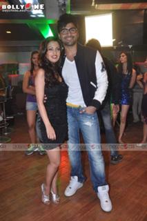 Riya Sen feet photo thumbnail