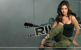 Riya Sen feet photo thumbnail