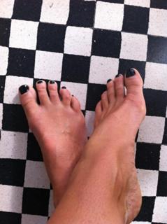 Roberta Beta feet photo 5