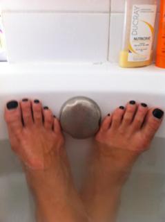 Roberta Beta feet photo 8