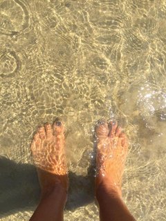 Roberta Beta feet photo 4