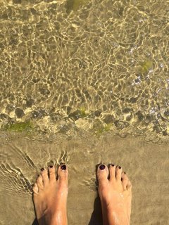 Roberta Beta feet photo 3