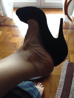 Roberta Beta feet photo 2