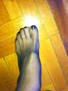 Roberta Beta feet photo 4