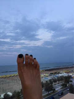 Roberta Beta feet photo 11