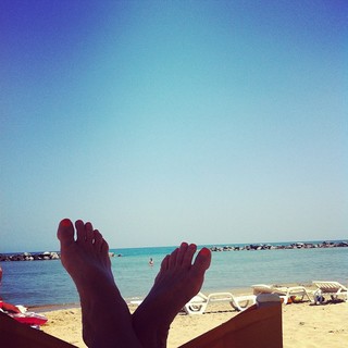 Roberta Beta feet photo 19