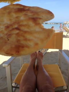Roberta Beta feet photo 8