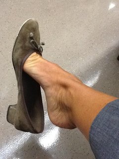 Roberta Beta feet photo 3