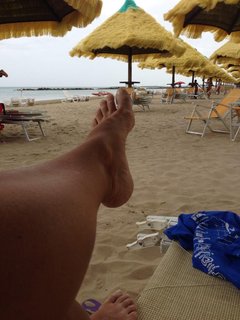 Roberta Beta feet photo 2